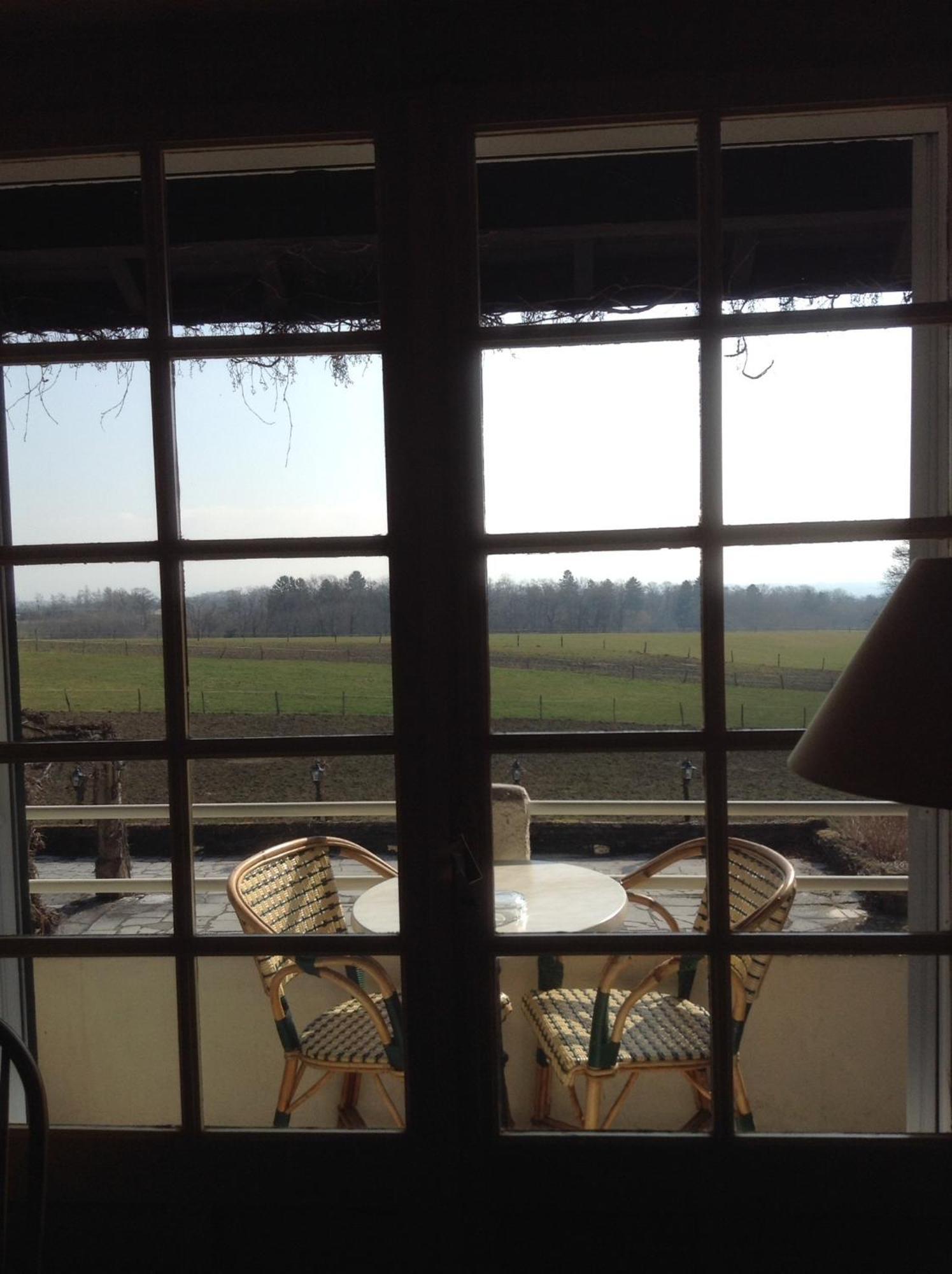 Auberge Des Chasseurs Echenevex Bilik gambar
